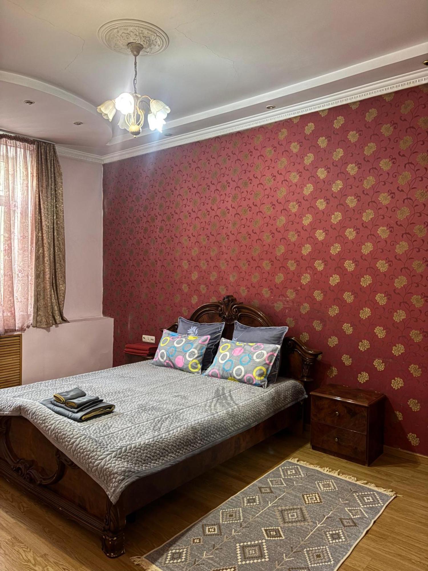 Апартаменты В Центре Города Алматы Extérieur photo